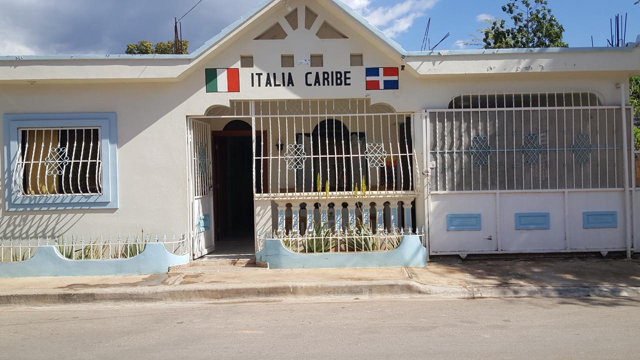 Hotel B&B Italia Caribe Pedernales Exteriör bild